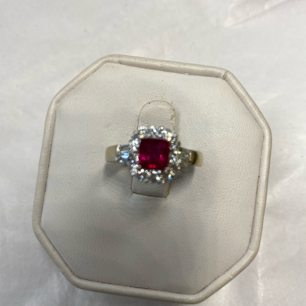 18k Diamonds Ruby Ring - image 2